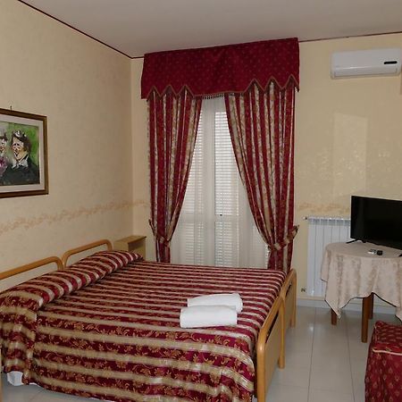 Hotel L'Ulivo Mirabella Eclano المظهر الخارجي الصورة