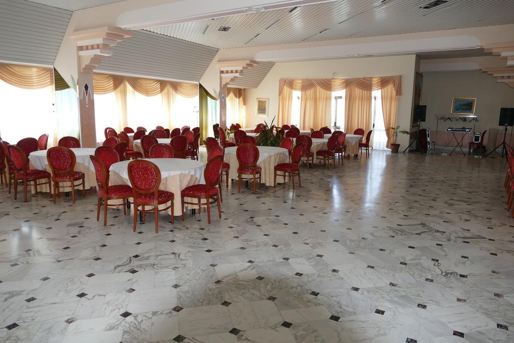 Hotel L'Ulivo Mirabella Eclano المظهر الخارجي الصورة